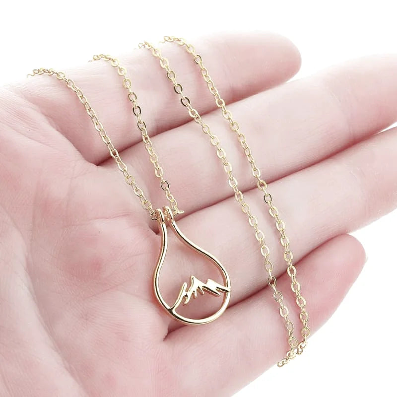 Sérénité Montagnarde: Collier Inspiré par la Nature