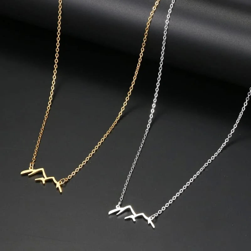 Sentez la Liberté: Collier Montagne en Plaqué Or