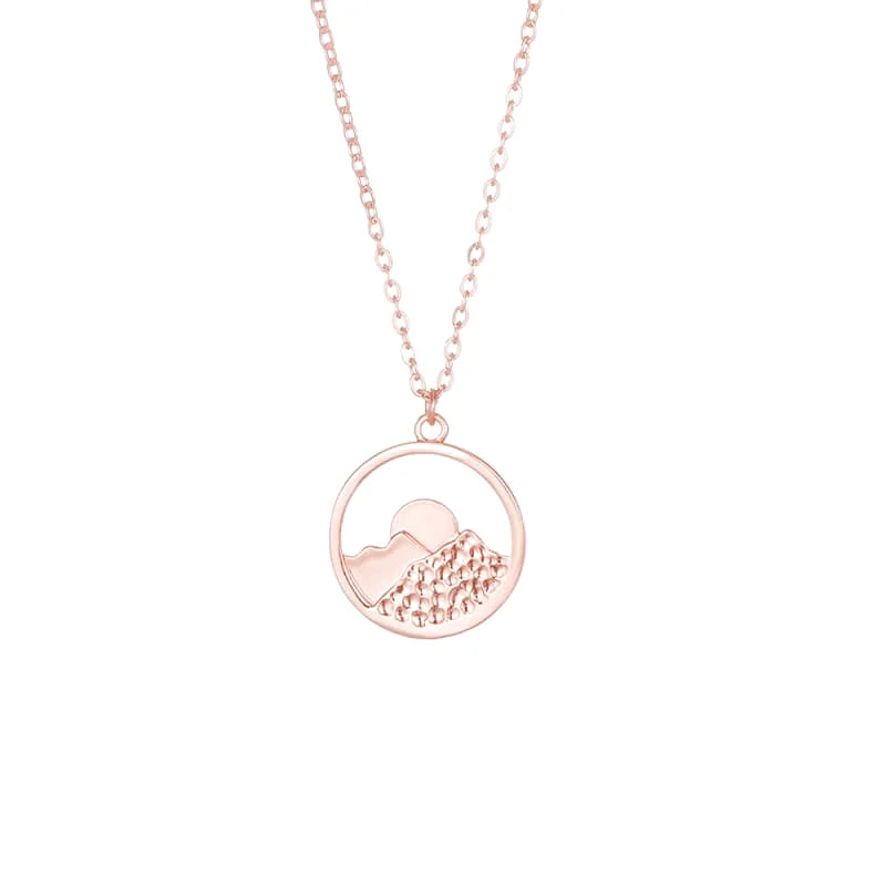 magnifique pendentif montagne