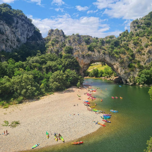 ardeche-canoe