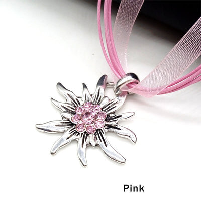 Gravissez les Sommets de la Mode avec le Pendentif Etoile