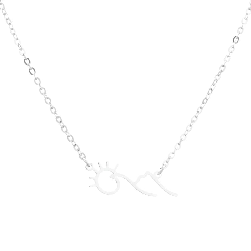 Ressentez l’Aventure: Collier Montagne en Acier Inoxydable