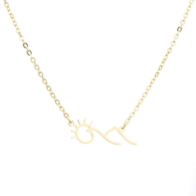Ressentez l’Aventure: Collier Montagne en Acier Inoxydable