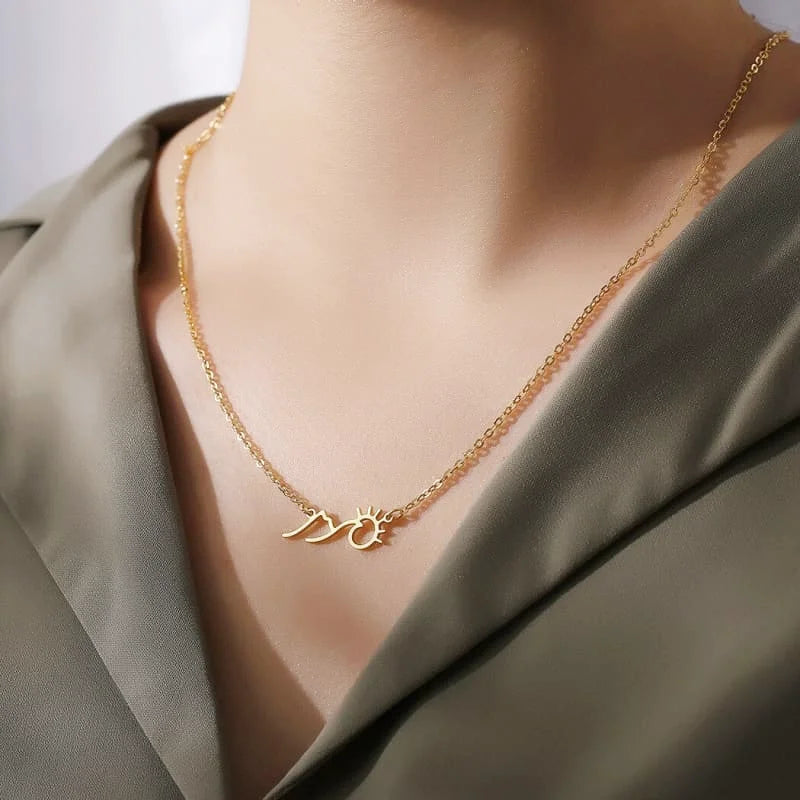 Ressentez l’Aventure: Collier Montagne en Acier Inoxydable