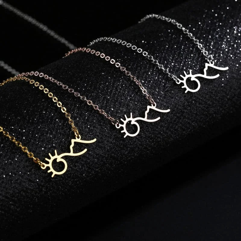 Ressentez l’Aventure: Collier Montagne en Acier Inoxydable