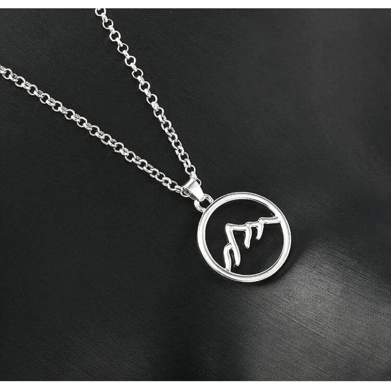 collier montagne pour randonneuse