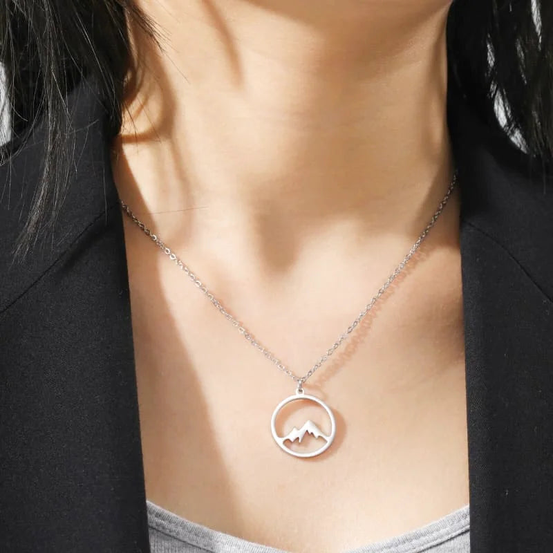 pendentif montagne argent inoxydable