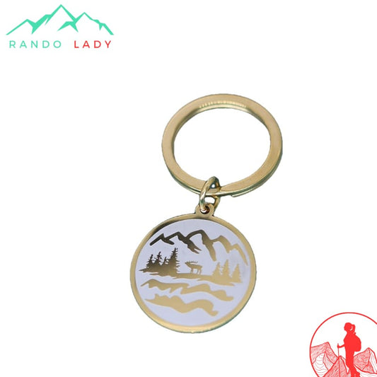 porte clé montagne pour randonneuse